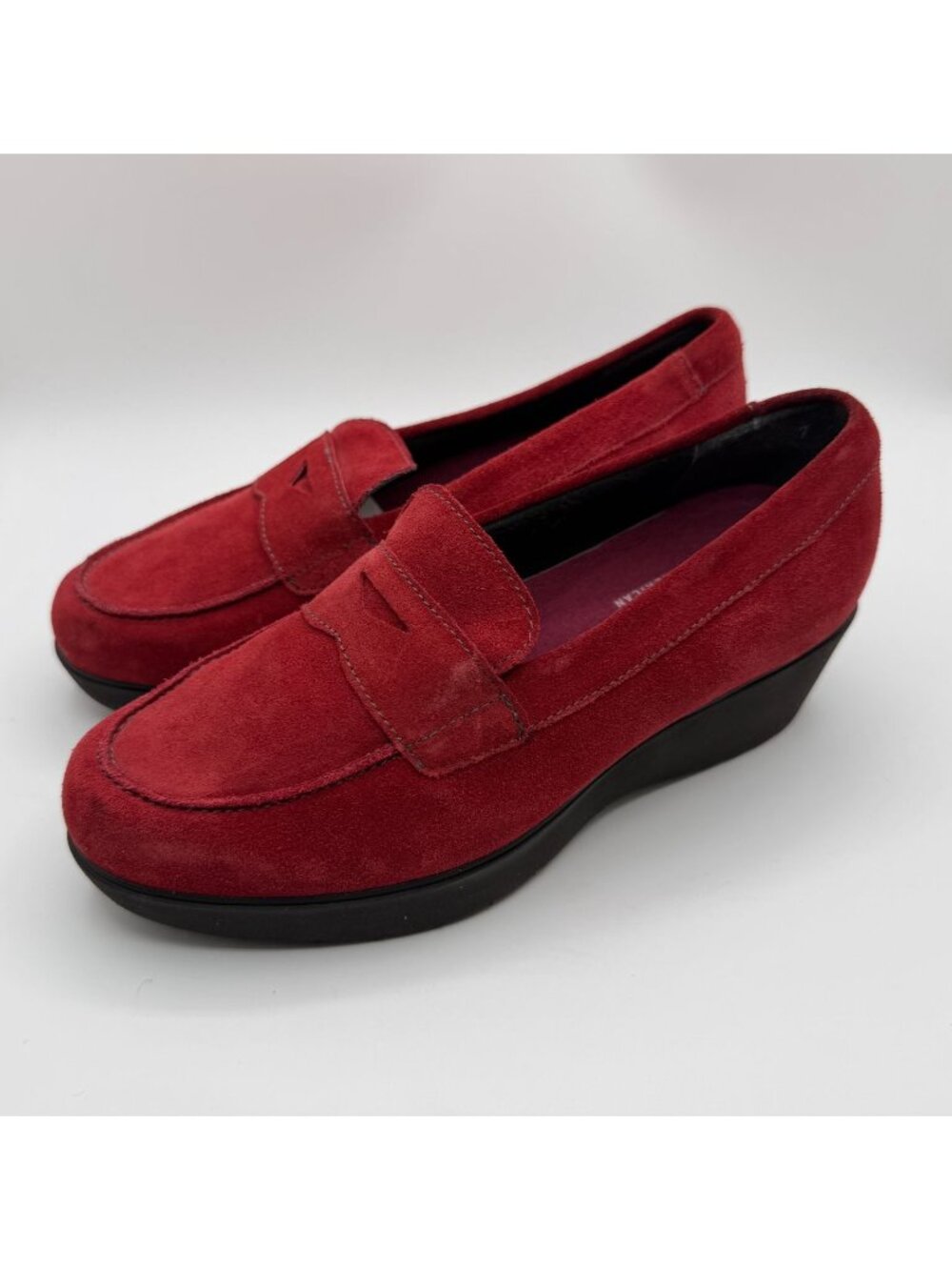 Munro Katie Suede Penny Loafer Wedge Heel Red Women Size 7W Work Casual Shoes